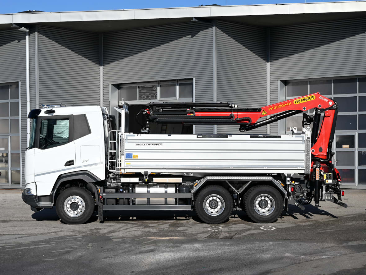 DAF XF 530 FAT 6X4 T 10