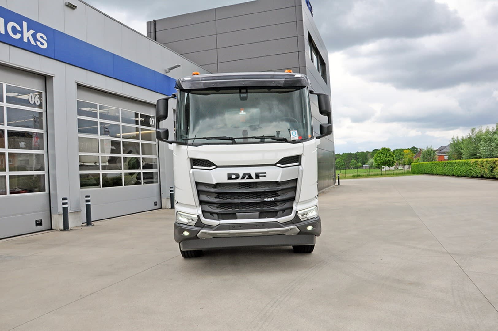 DAF XF 480 FAT 6X4 T 8