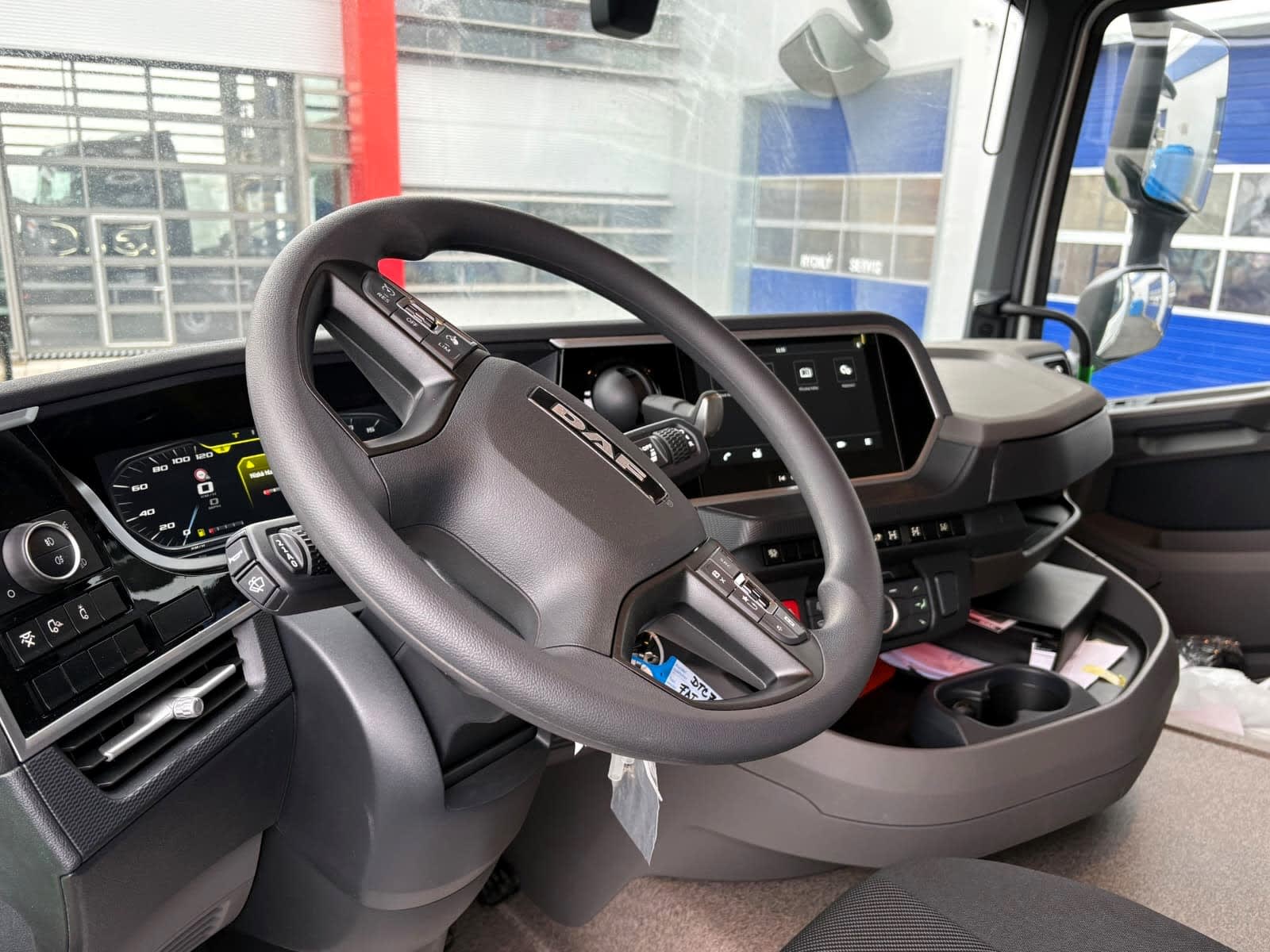 DAF XF 480 FAT 6X4 T 4