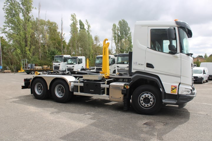 DAF XF 480 FAT 6X4 T 2