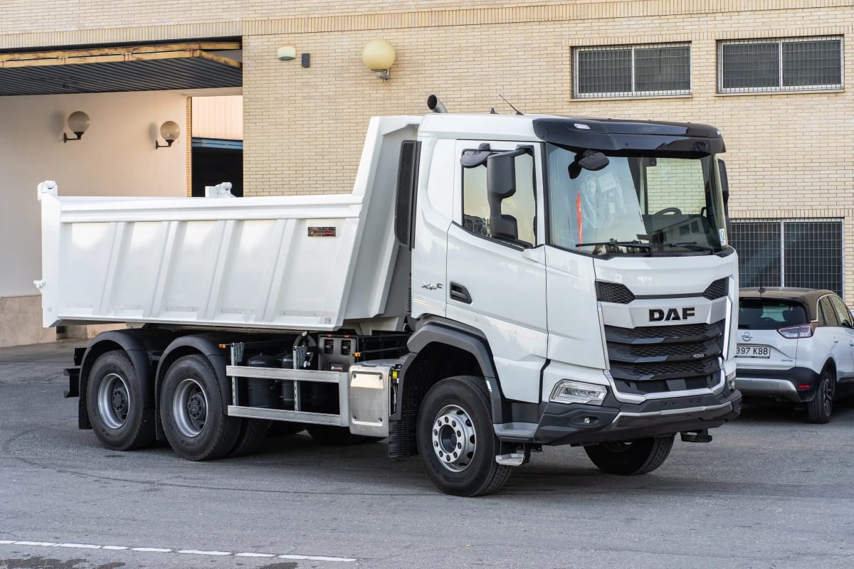 DAF XF 430 FAT 6X4 T 2