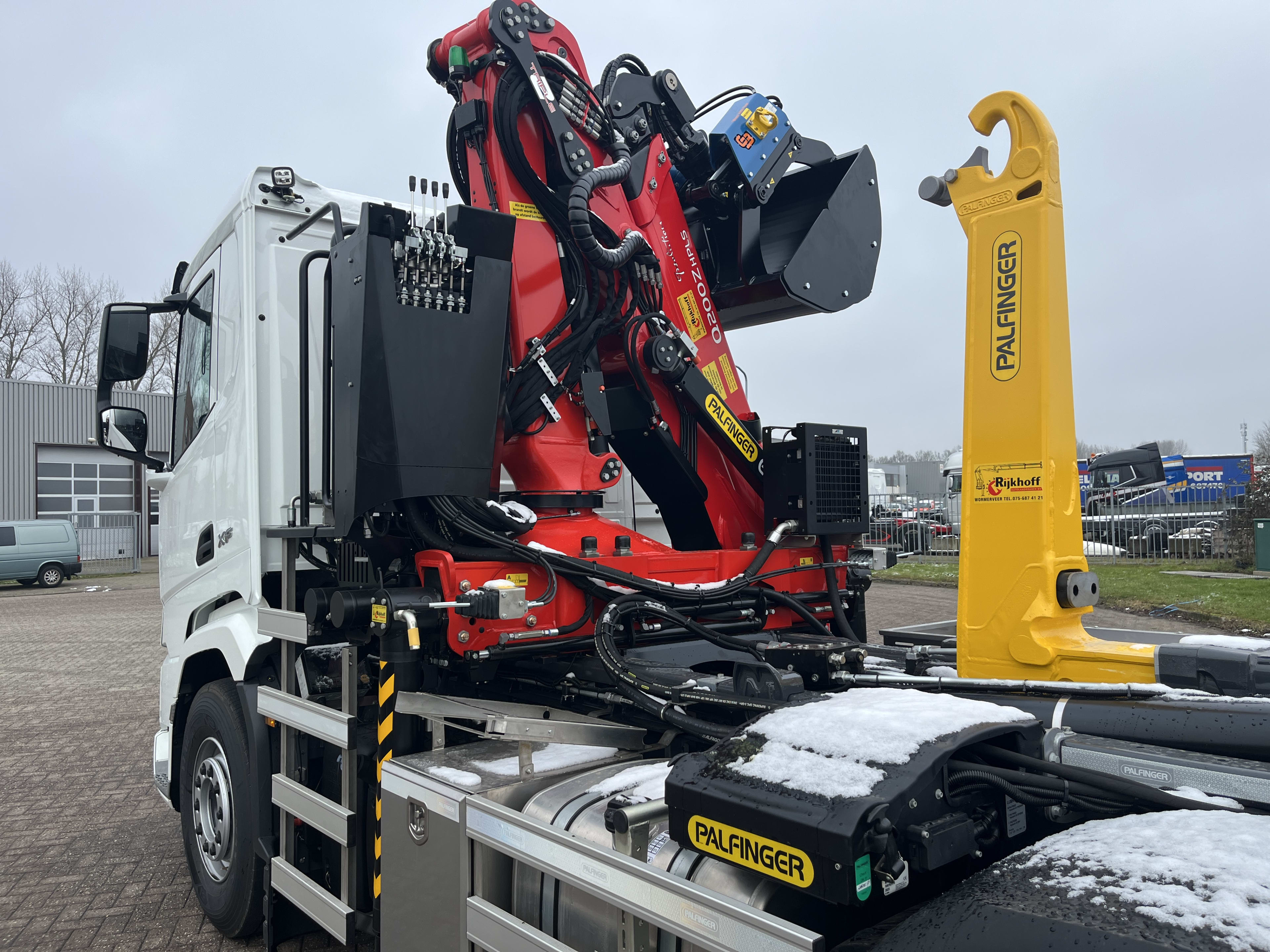 DAF XF 480 FAW 8X4 W 4