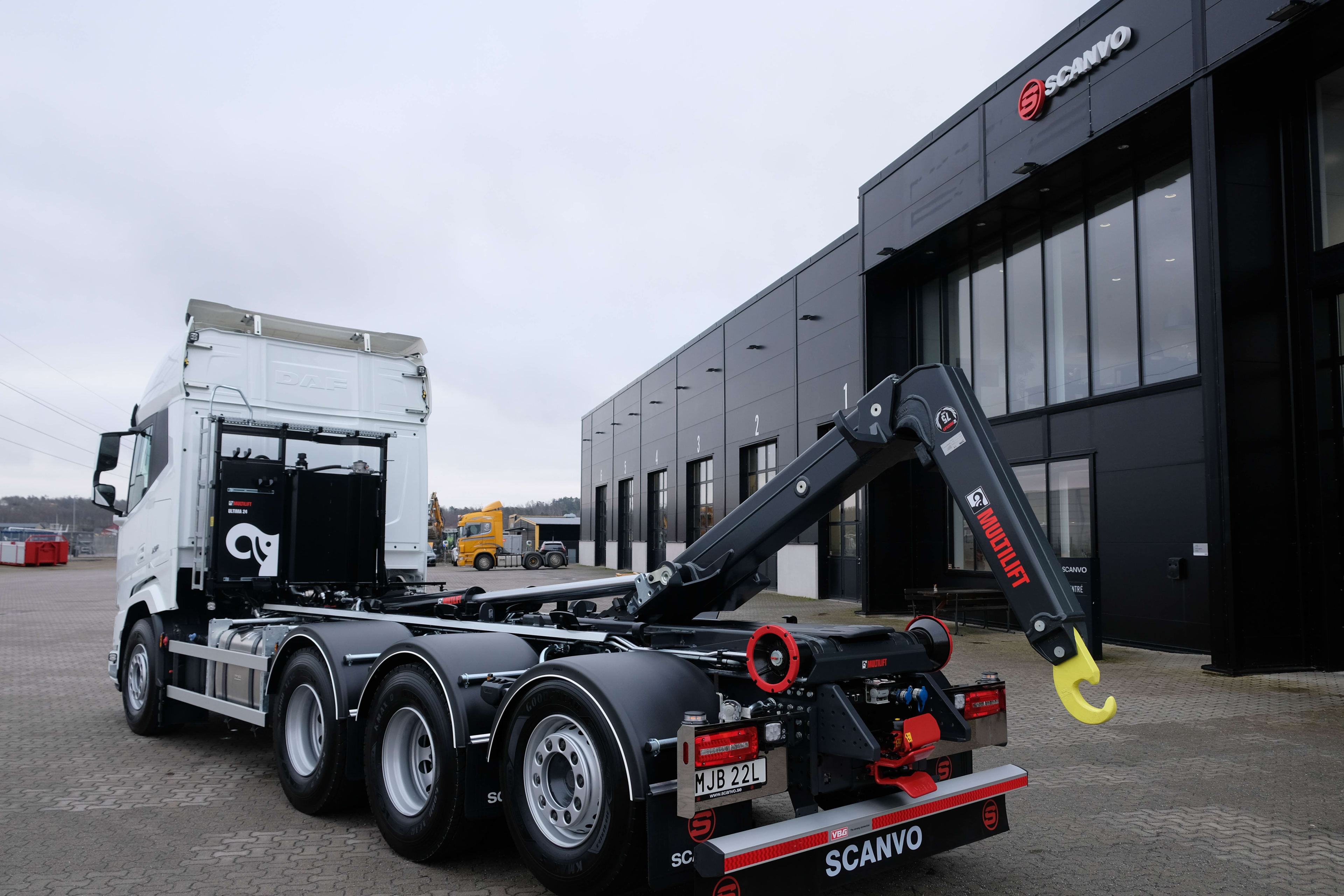 DAF XF 530 FAW 8X4 W 0