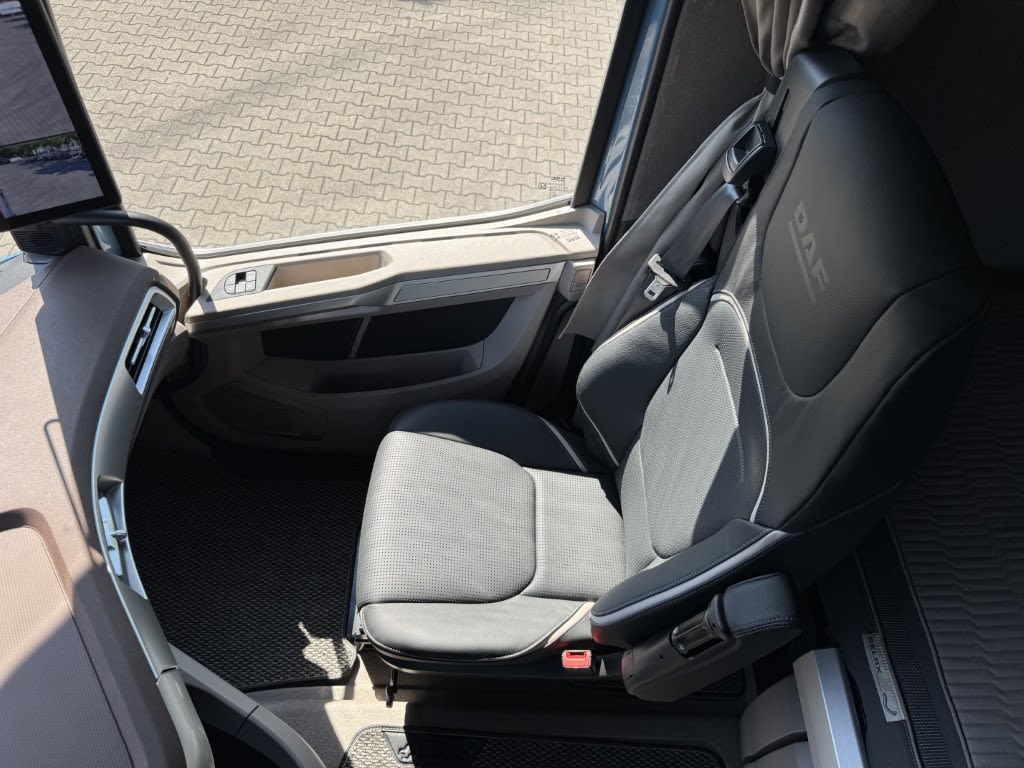 DAF XG+ 530 FT 4X2 19