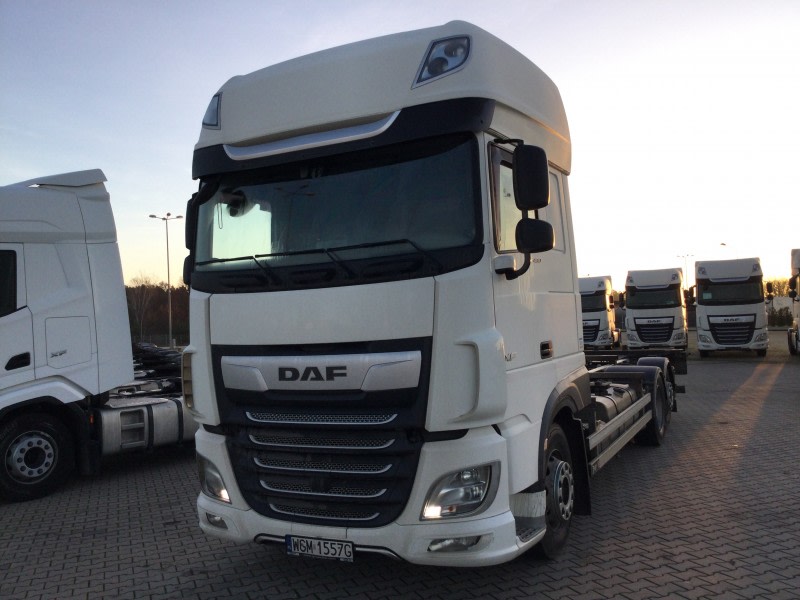 DAF XF 480 FAR 6X2 R null