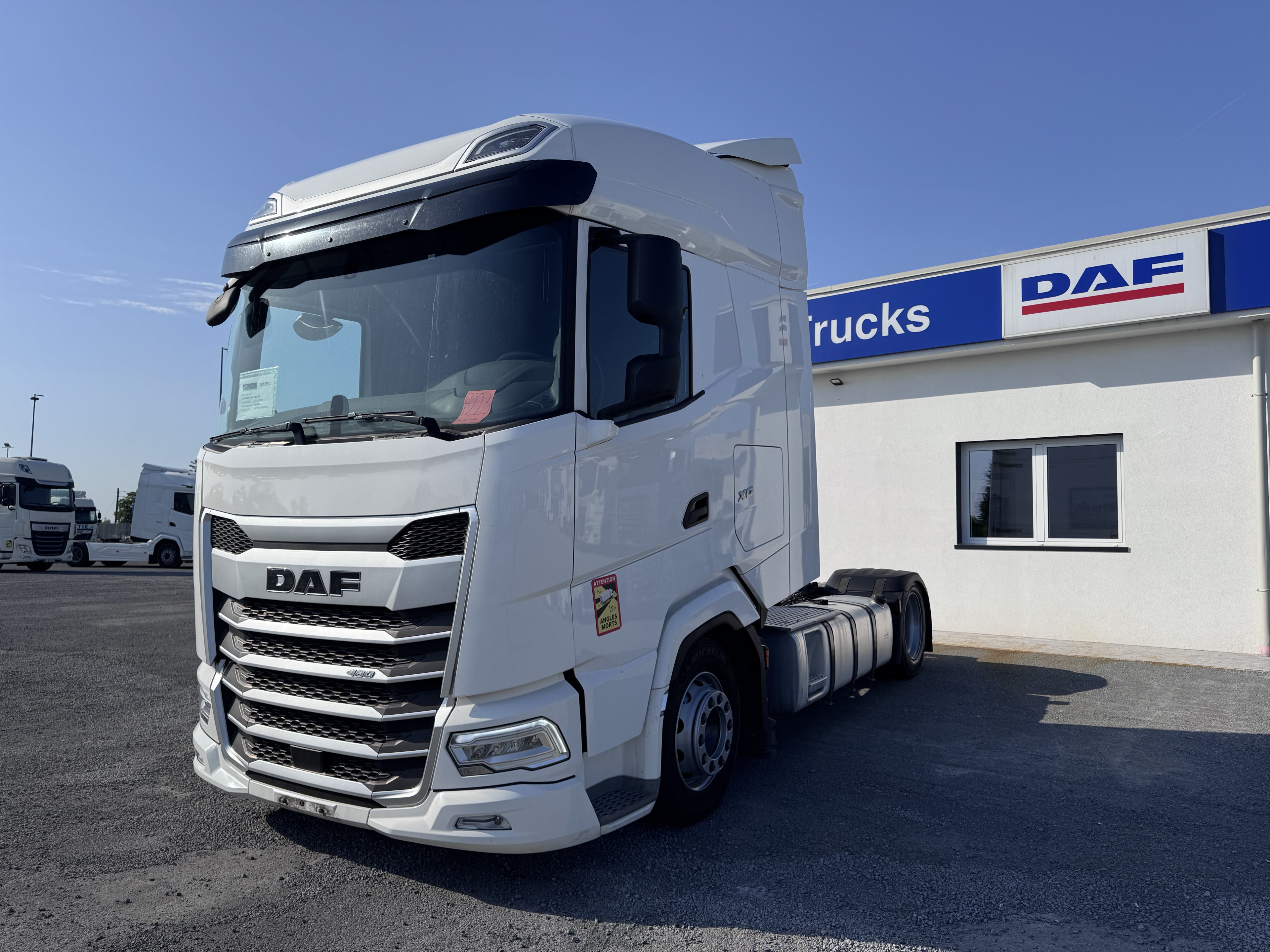 DAF XG 480 FT 4X2 LOW DECK null