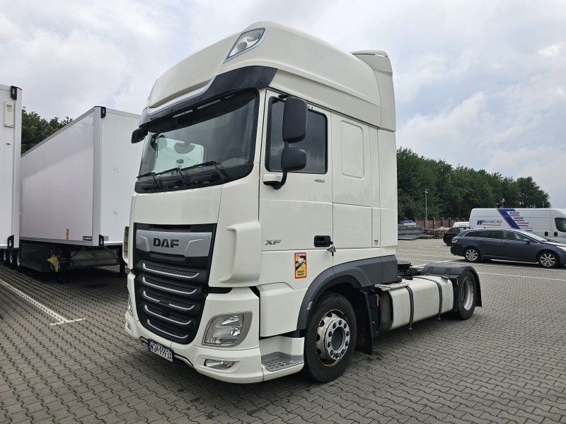 DAF XF 480 FT 4X2 LOW DECK null