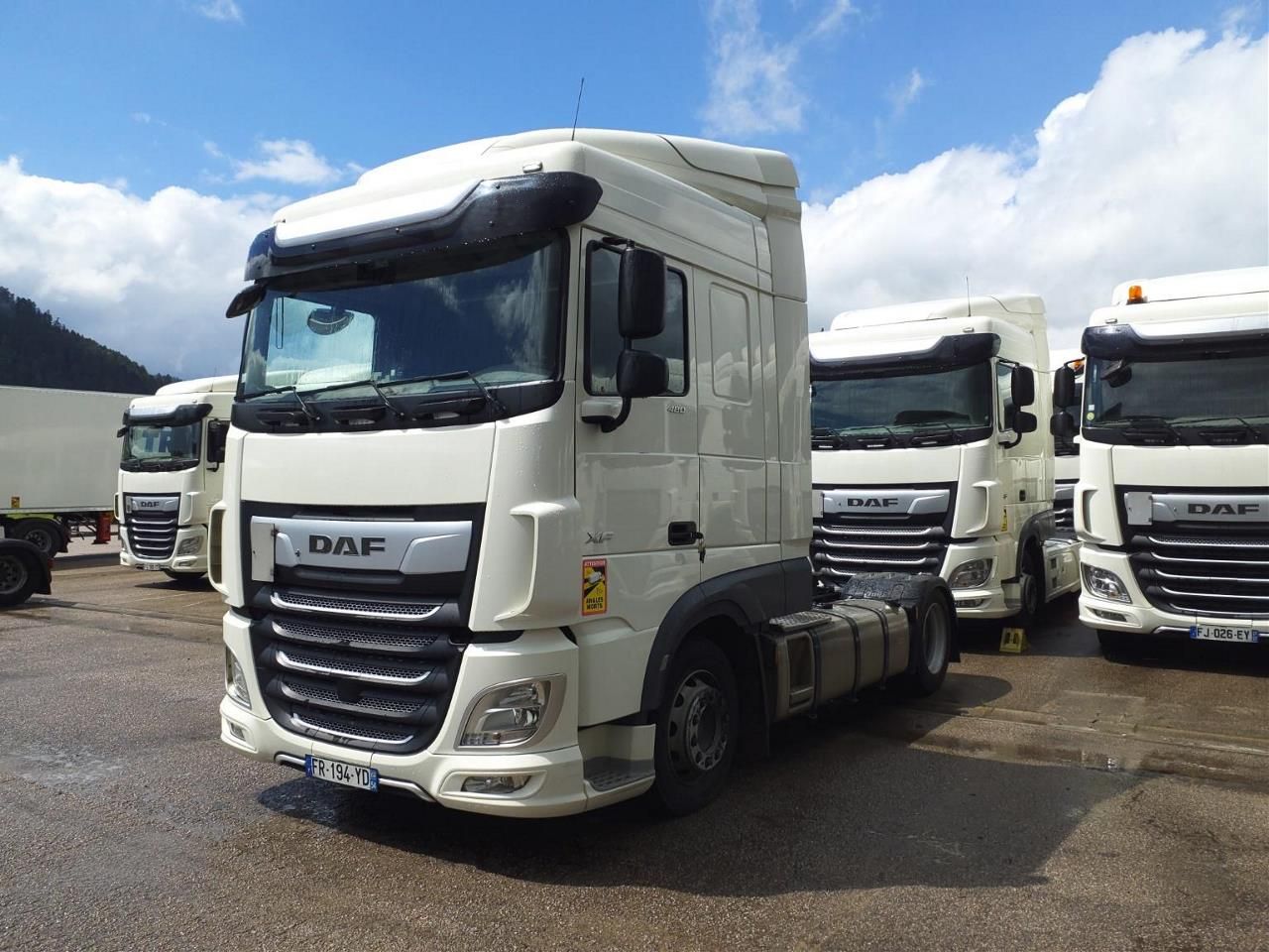 DAF XF 480 FT 4X2 LOW DECK null