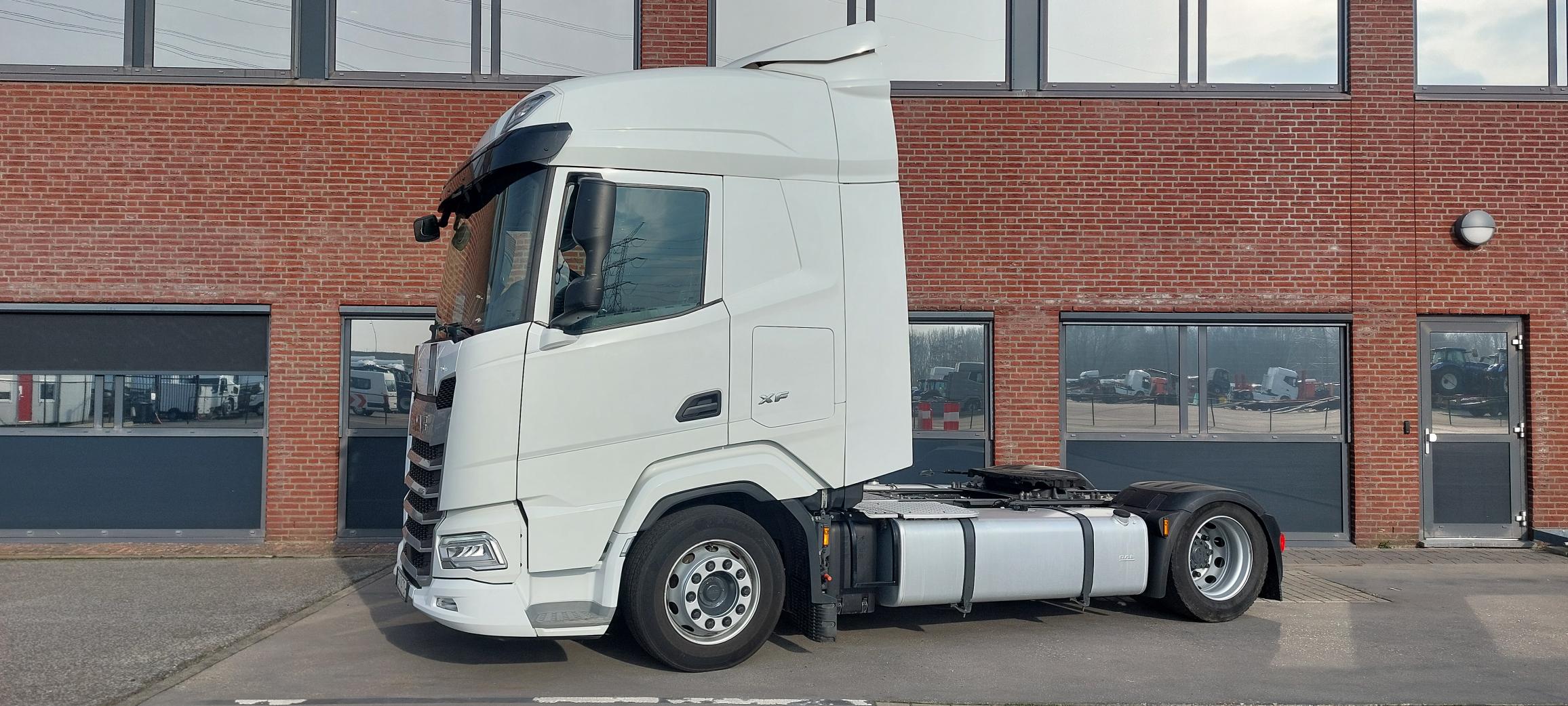 DAF XFn 480 FT 4X2 LOW DECK null