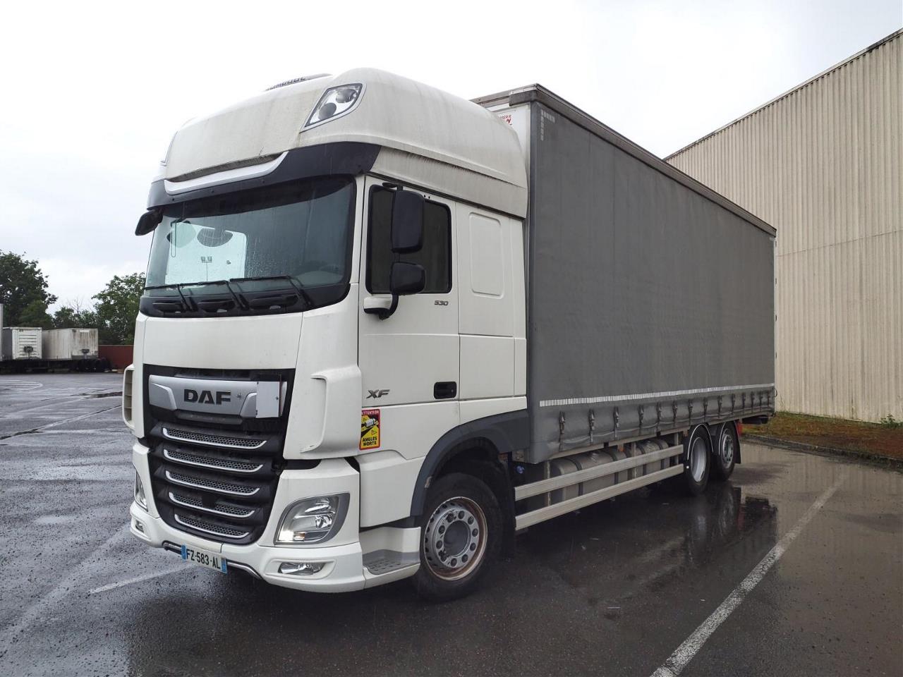 DAF XF 530 FAR 6X2 R null