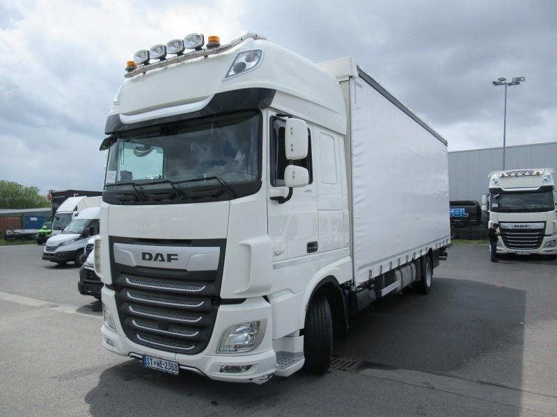 DAF XF 480 FA 4X2 LOW DECK null