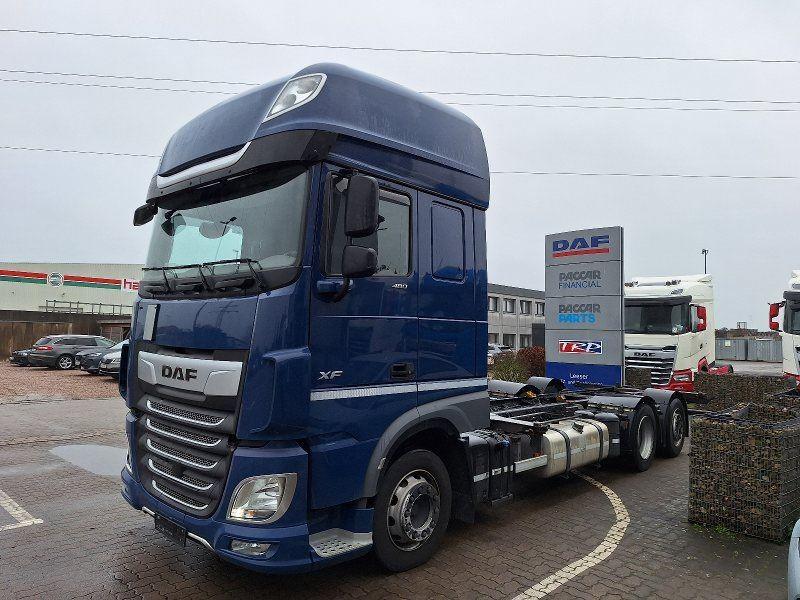 DAF XF 480 FAN 6X2 N LOW DECK null