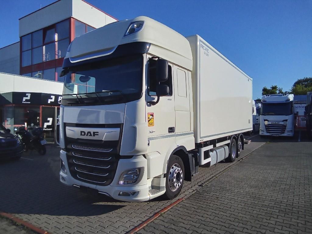 DAF XF 450 FAR 6X2 R null