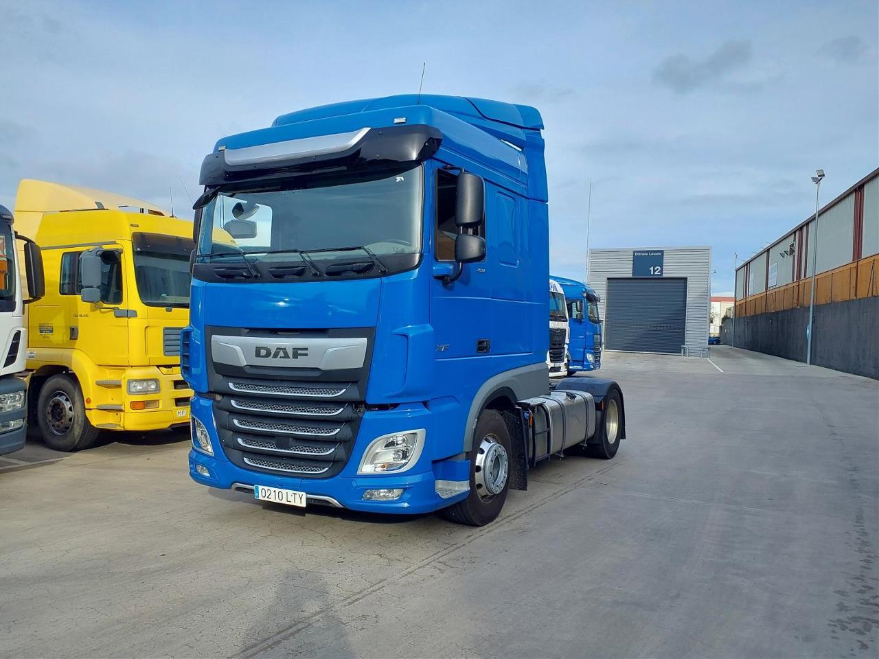 DAF XF 450 FT 4X2 null