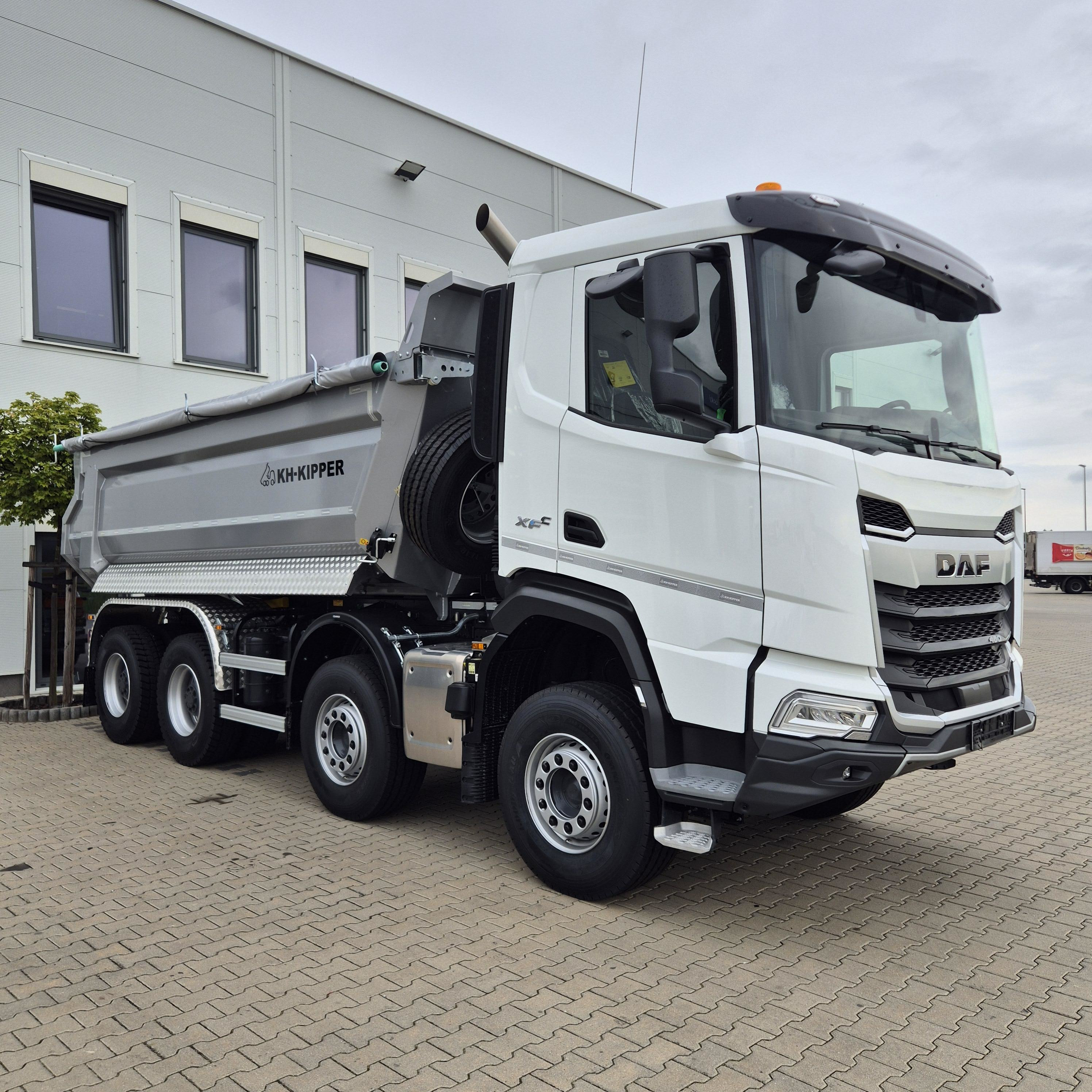 DAF XF 480 FAD 8X4 D 0