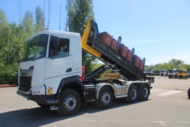 DAF XF 480 FAD 8X4 D 0