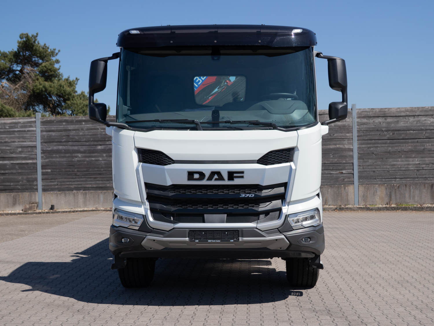 DAF XD 370 FA 4X2 0