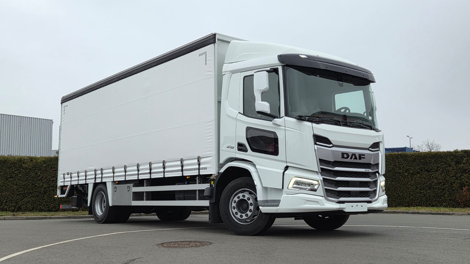 DAF XD 310 FA 4X2 0