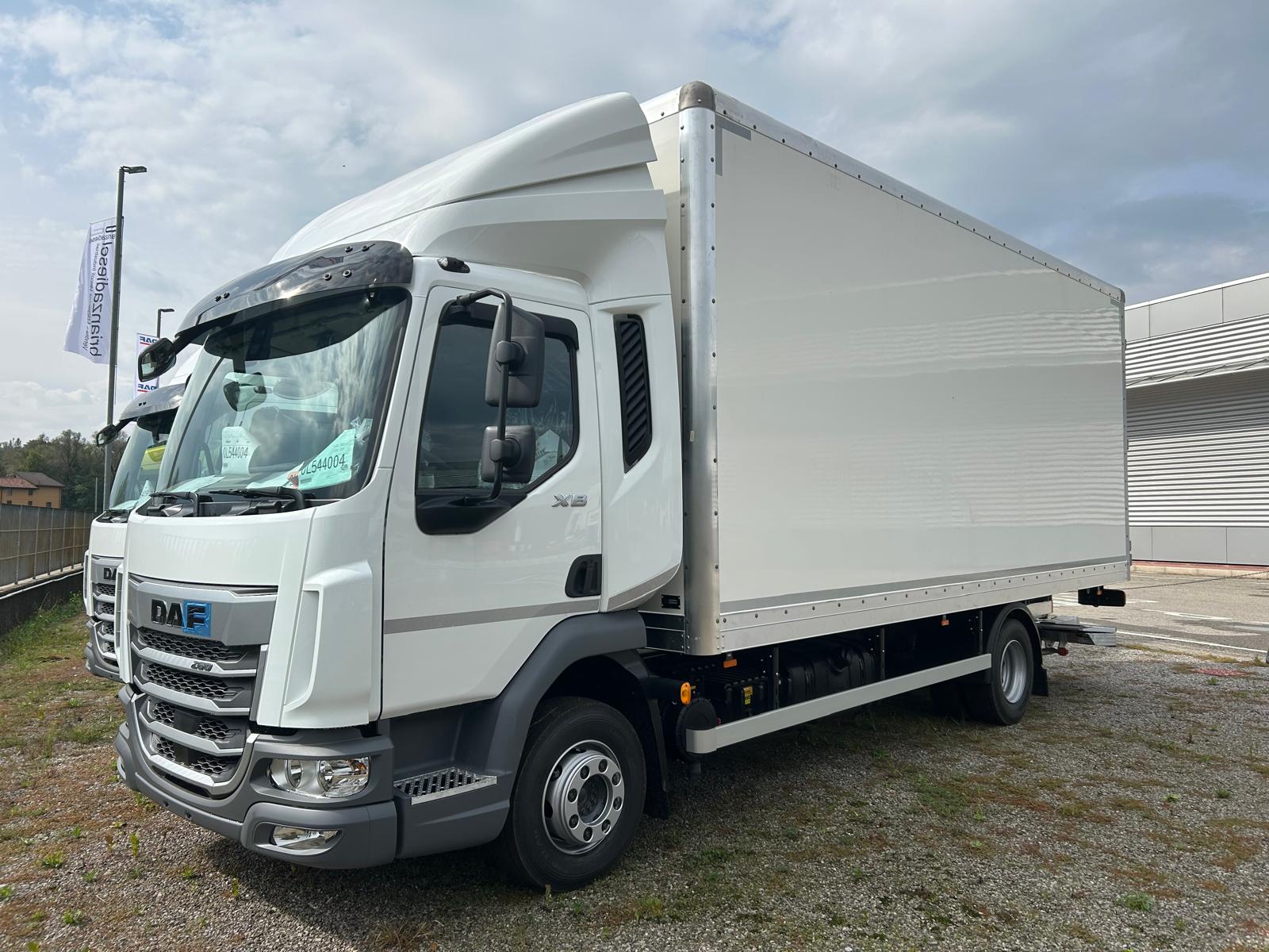 DAF XB 260 FA 4X2 0