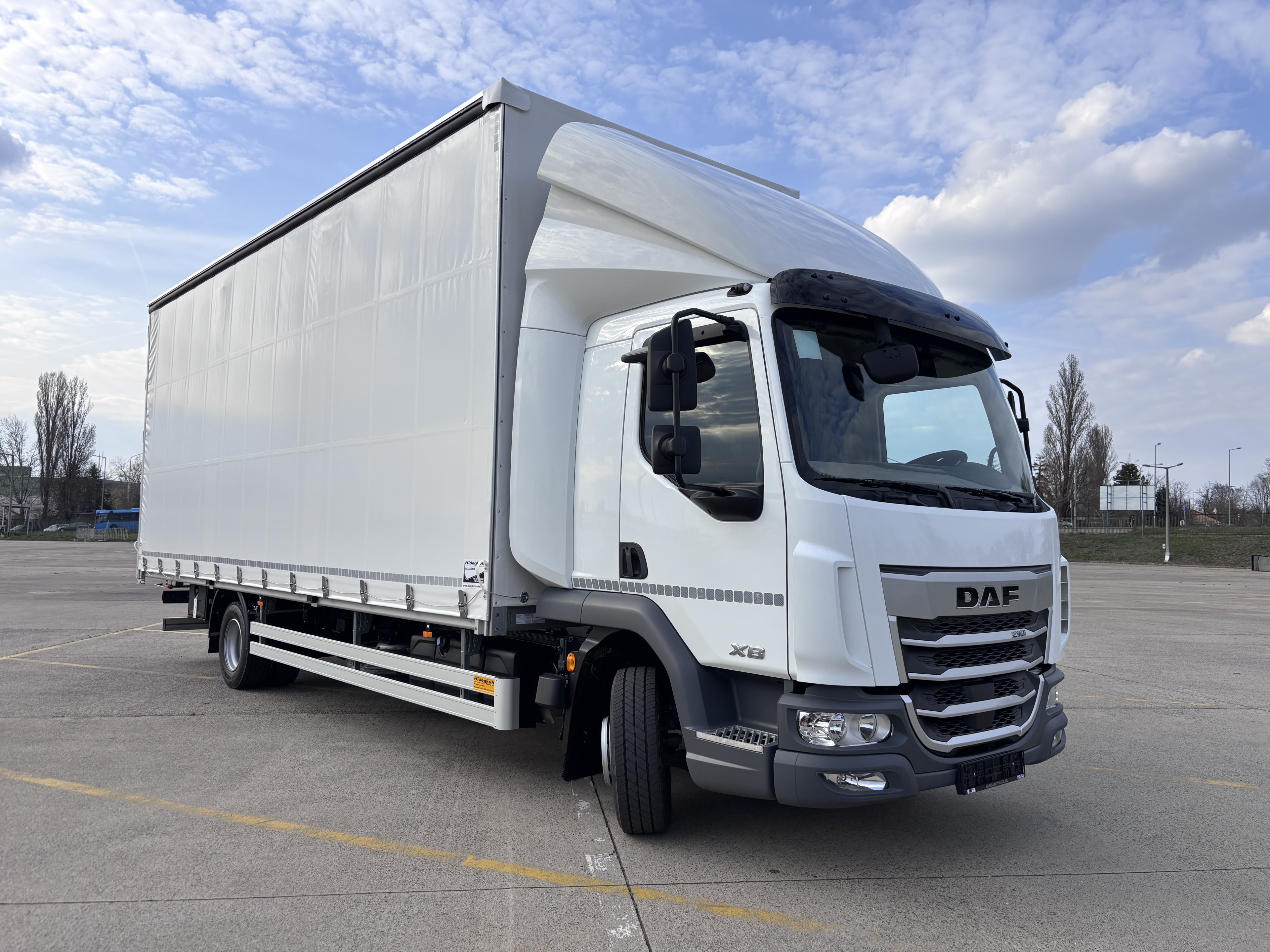 DAF XB 230 FA 4X2 0