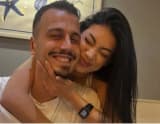 Motra e Mateo Borrit zbulon partnerin, publikon foton romantike por ruan misterin për identitetin e tij...