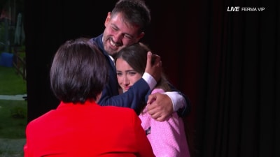 Emocione në Ferma VIP: nëna e Indrit takon Vanesën, momenti prek publikun...