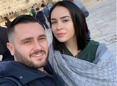 Xhensilën dhe Besin e bashkon protesta e studentëve në Tiranë...