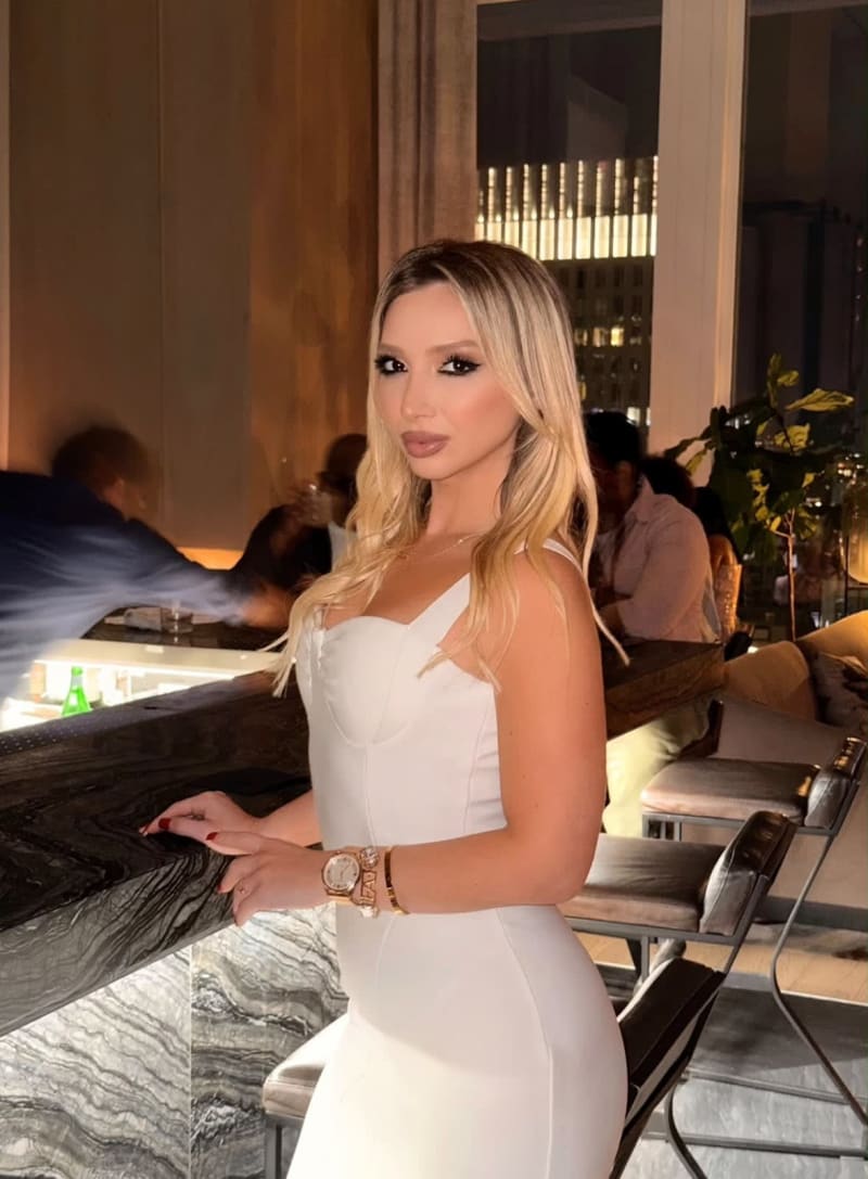 Lorna Hysa shpërthen ndaj Vlora Hysenit: “Të jesh k*çkë mund të jesh edhe super shëmtirë”