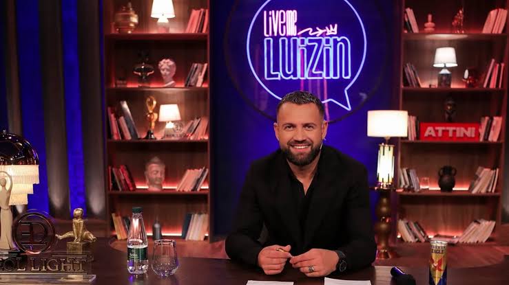 Surprizë në emisionin e Luiz Ejllit, zbulohet këngëtarja që do të përballet me të sonte! (FOTO)