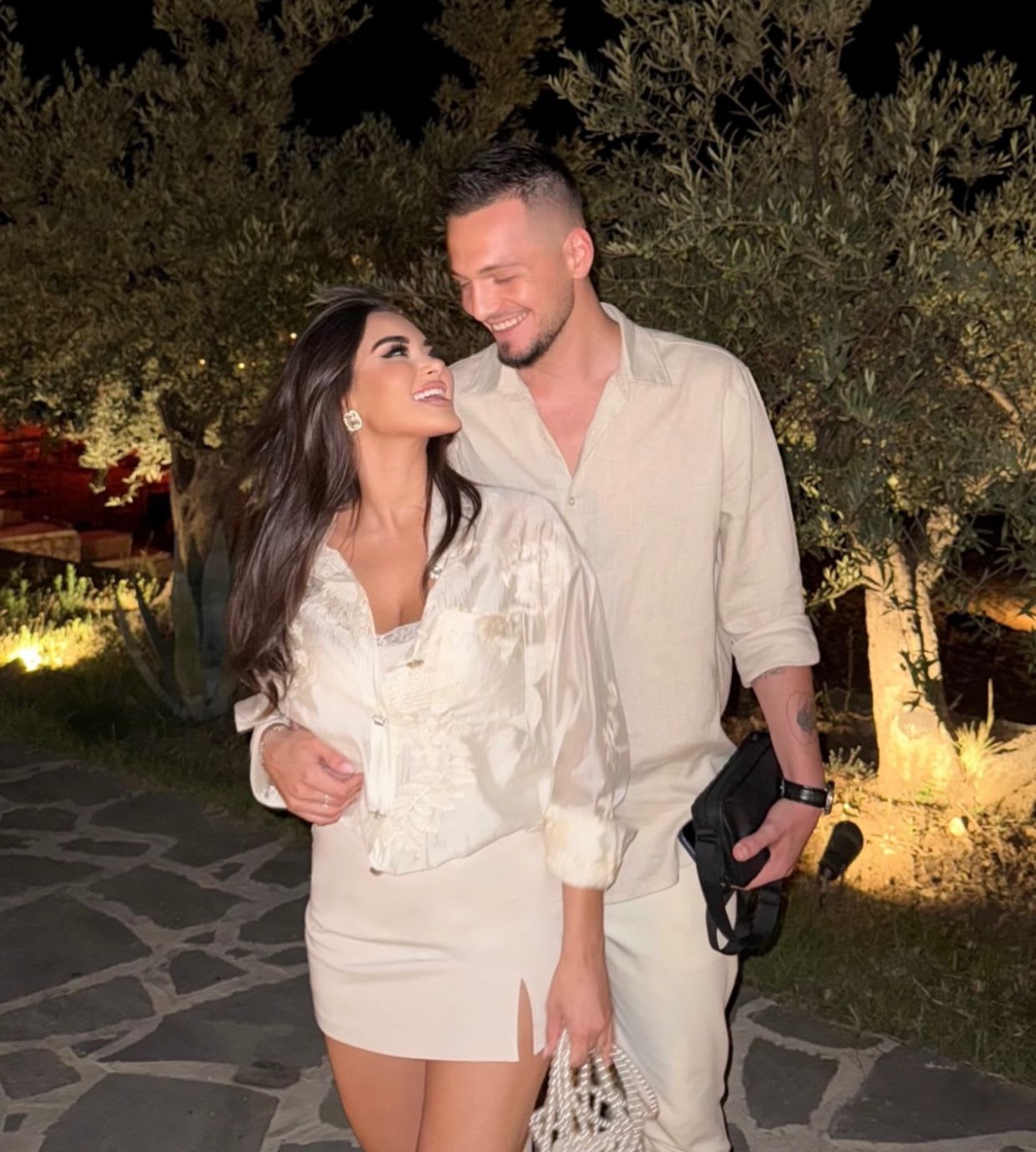 Pyetja intime që “tronditi” Gretën – përgjigjja e saj për Onnin bën xhiron e rrjetit...