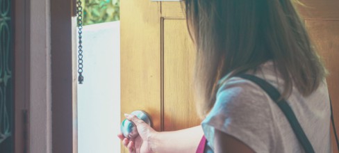 Wie Singles die Wohnungsnot verschärfen – Immobilienexperte Kim Schmidt erläutert Zusammenhänge