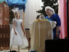 На сцене клуба РЗСИ дали премьеру рождественского спектакля