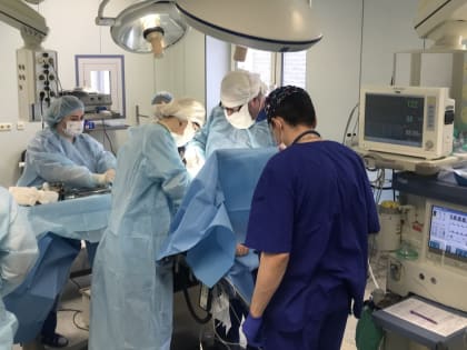 Врачи Областной детской клинической больницы впервые провели уникальную мультидисциплинарную операцию