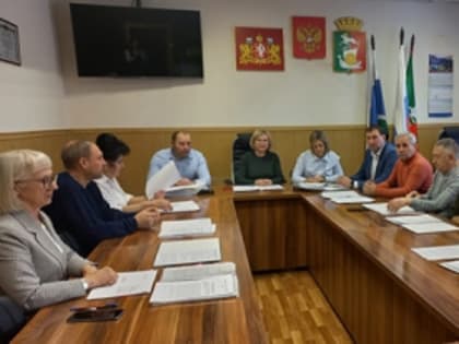 28 января состоялось совместное заседание постоянных депутатских комиссии по экономической политике, бюджету, финансам и налогам и постоянной депутатской комиссии по социальной пол