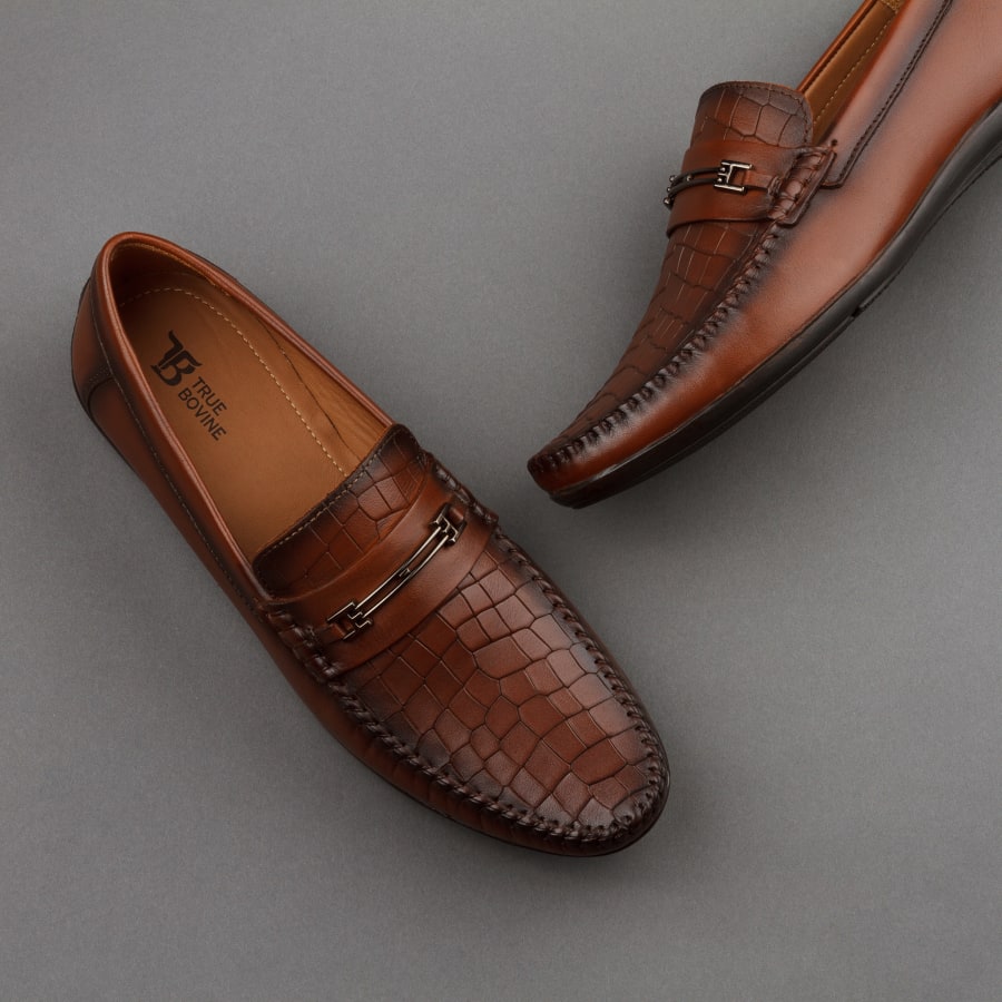 Kia Pointed Croc Textured Leather Loafers