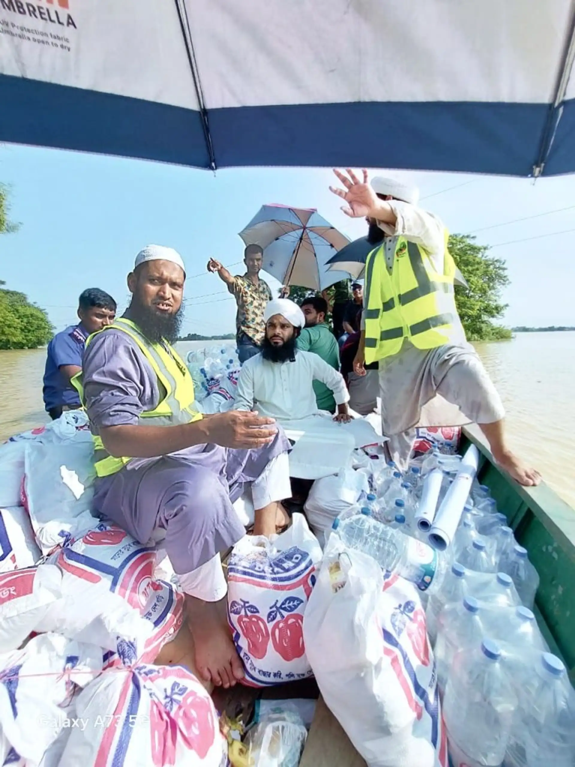 মসজিদ মাদ্রাসা