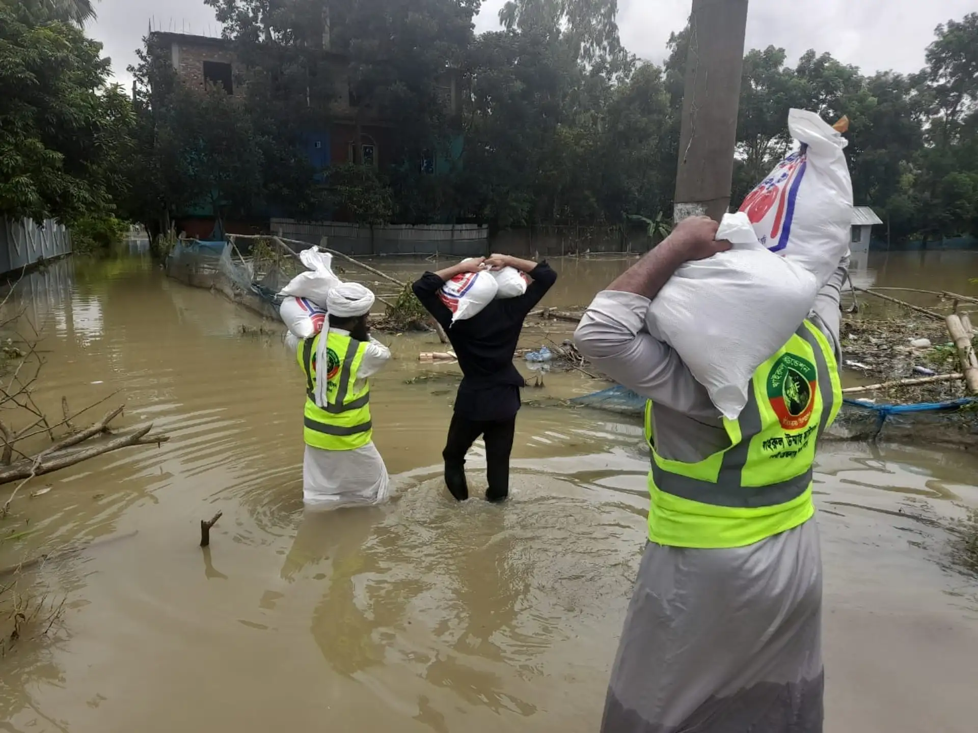 সমাজের উন্নয়নে আমাদের ভূমিকা
