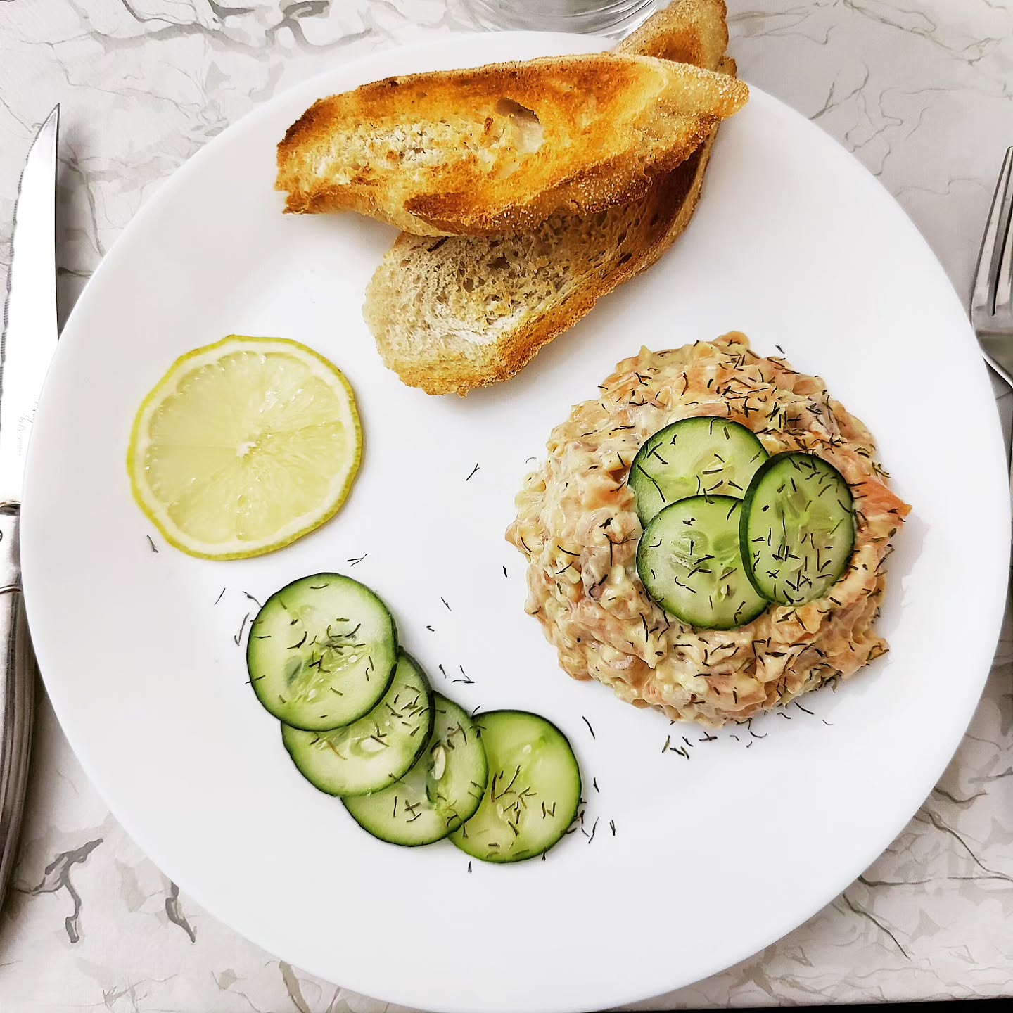 Salmon Tartare 2