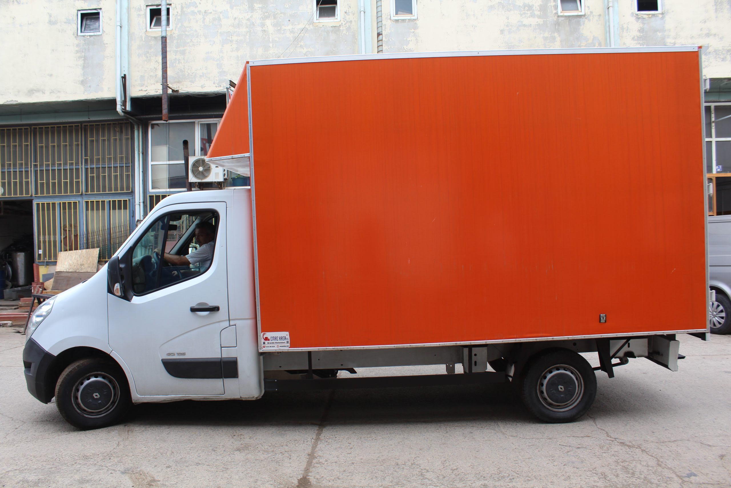 EMR-184 küçük resim 2