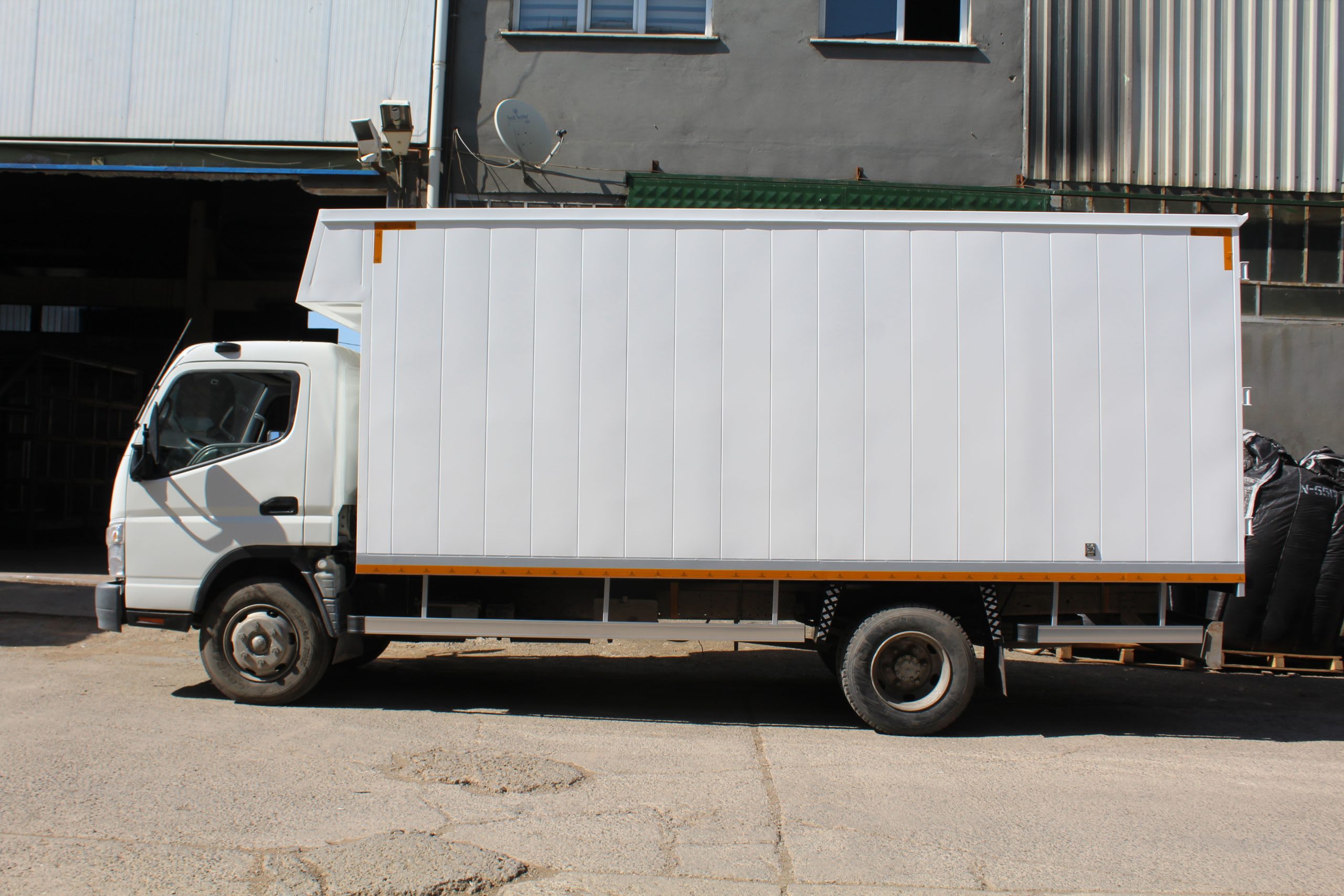 EMR-241 küçük resim 3