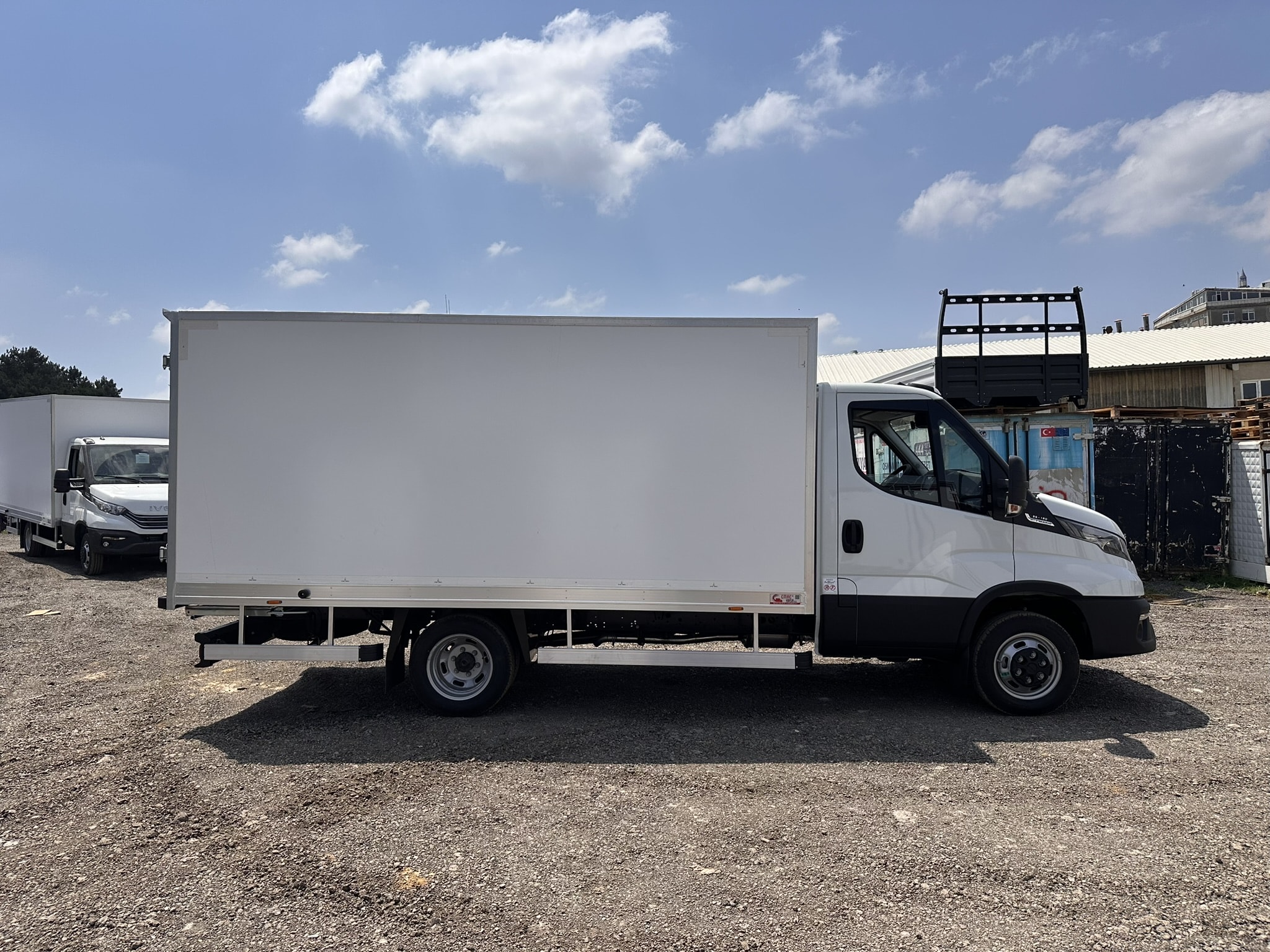 EMR-324 küçük resim 3