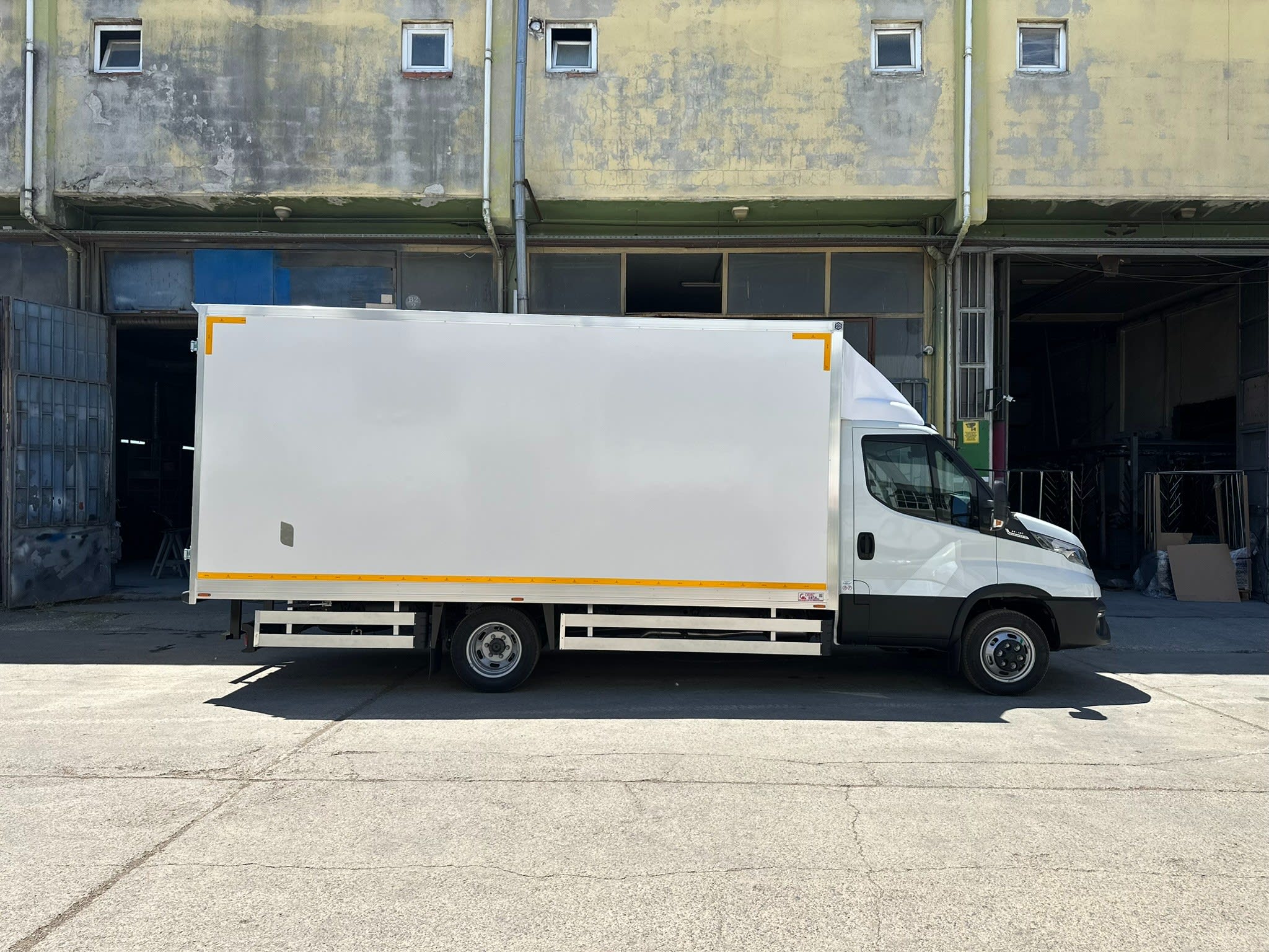 EMR-392 küçük resim 5