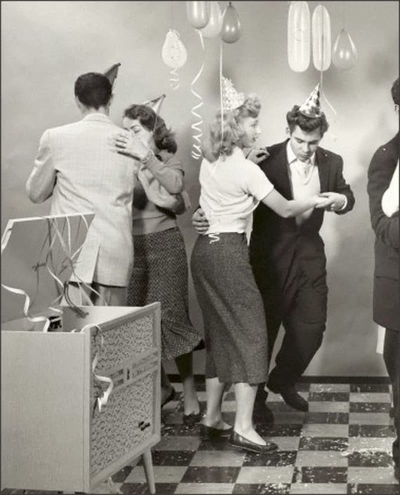 Corporate hosted entertainment night atmosphere