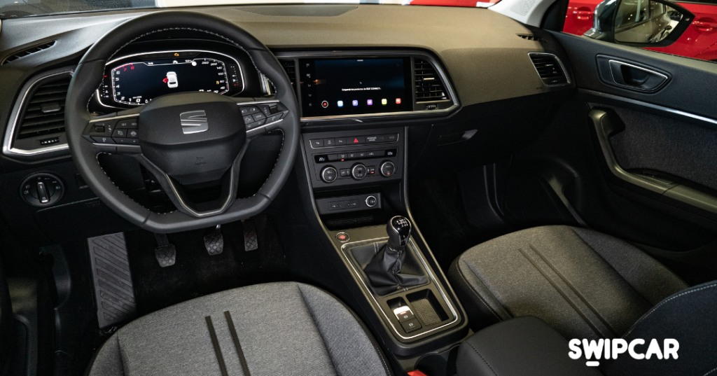 Interior seat ateca renting swipcar
