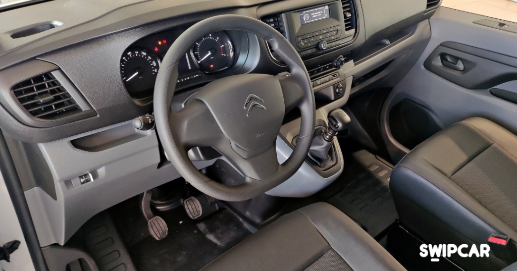 Citroen jumpy interior