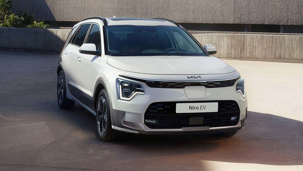 Kia Niro coche novedoso de renting para particulares