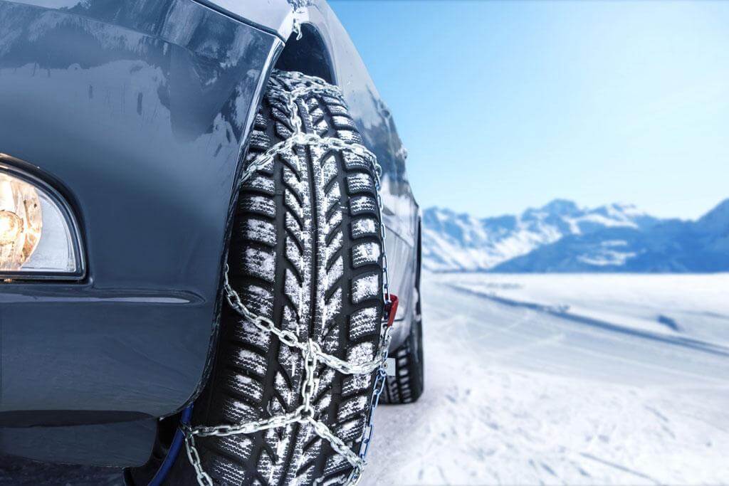 consejos de conducción segura para conducir en la nieve