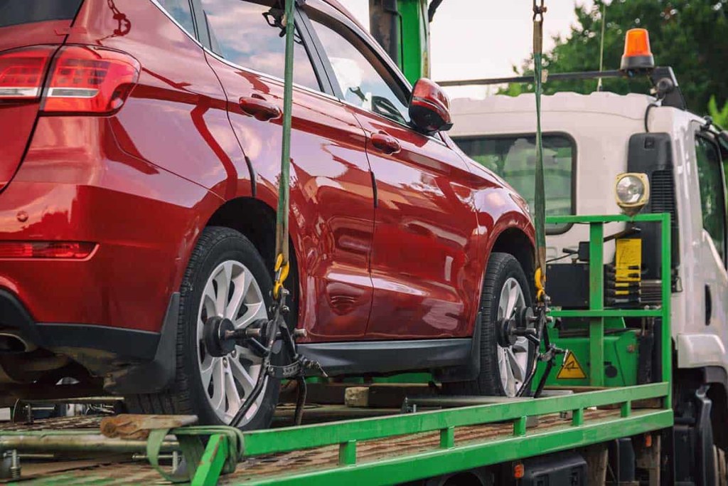 Qué hacer si la grúa se lleva tu coche de renting