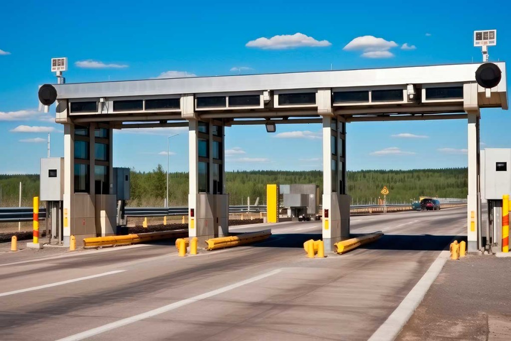 Cómo podría ser el sistema de pago de las autovías con peaje en España en 2024