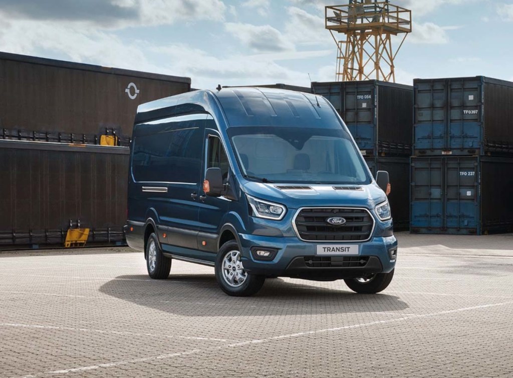 Modelos coches de renting más matriculados en España este 2023 Ford Transit